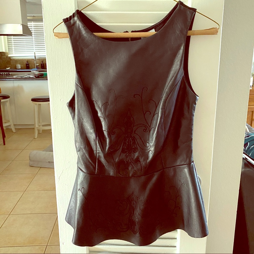 Black Worthington top, size small
